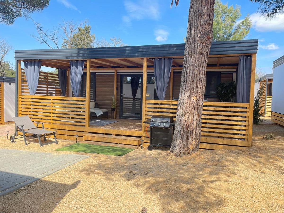 Mobile Home La Vida Biograd Na Moru Exteriör bild