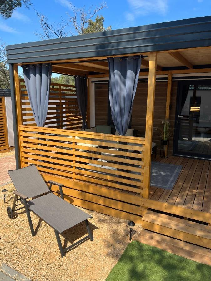 Mobile Home La Vida Biograd Na Moru Exteriör bild